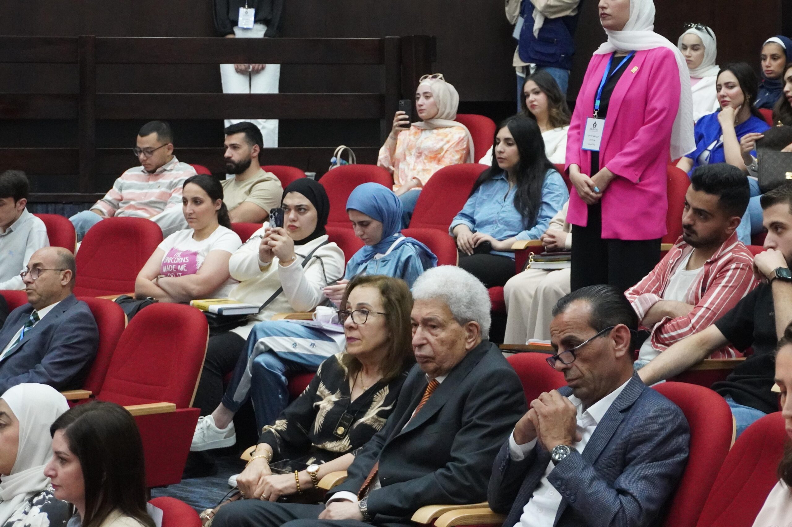 كلية الإعلام في جامعة البترا تنظّم ندوة حول الحريات الصحفية ومسؤولية الإعلام( فيديو صور)
