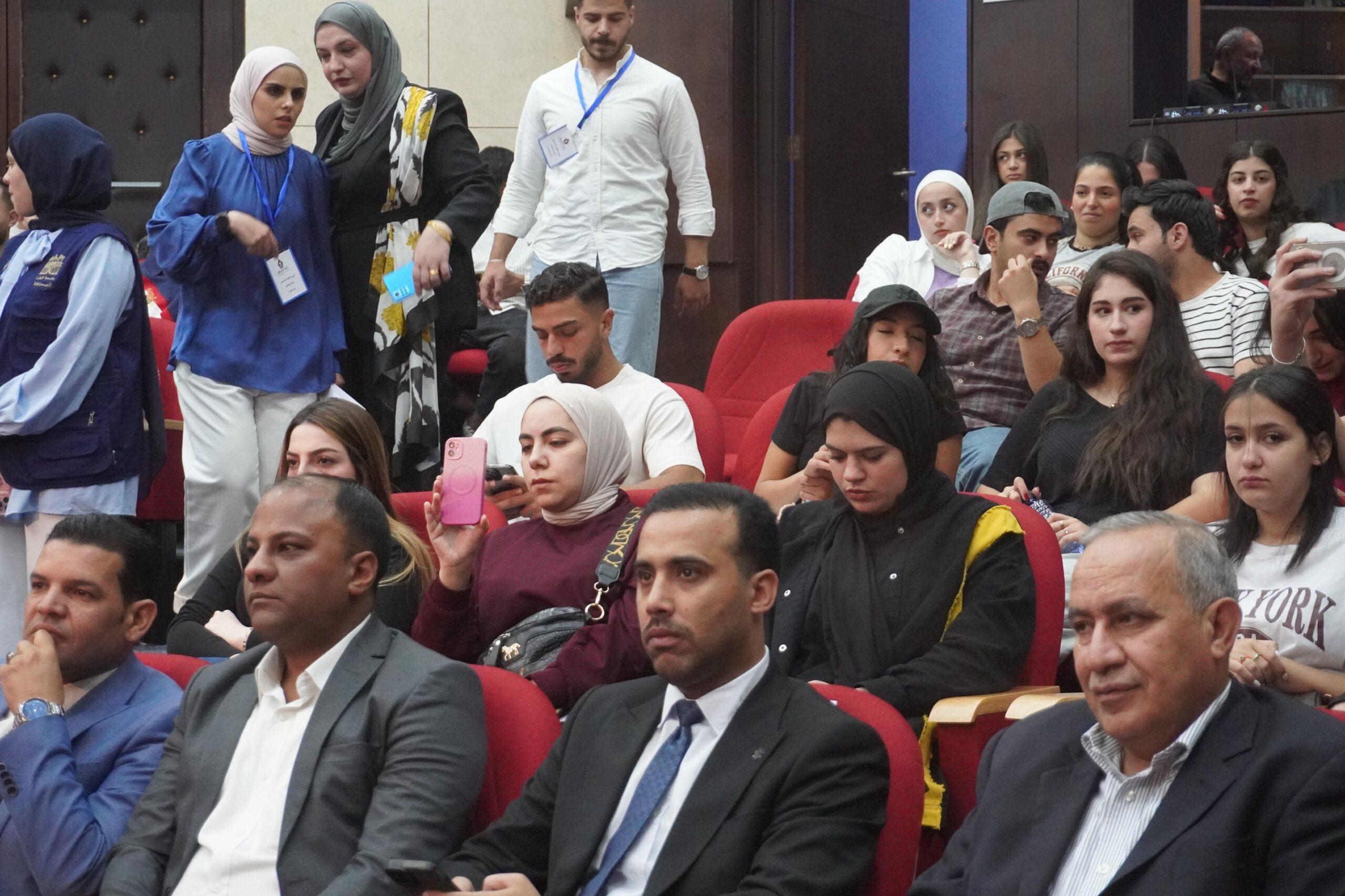 كلية الإعلام في جامعة البترا تنظّم ندوة حول الحريات الصحفية ومسؤولية الإعلام( فيديو صور)