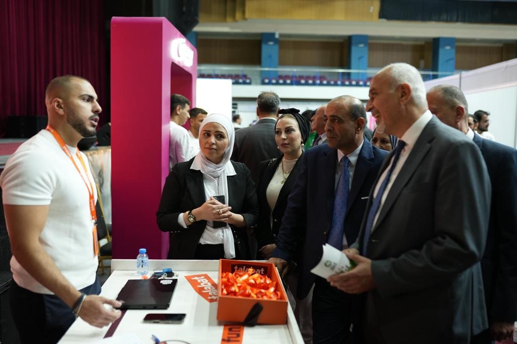 اليوم الوظيفي 2025 في عمان الأهلية