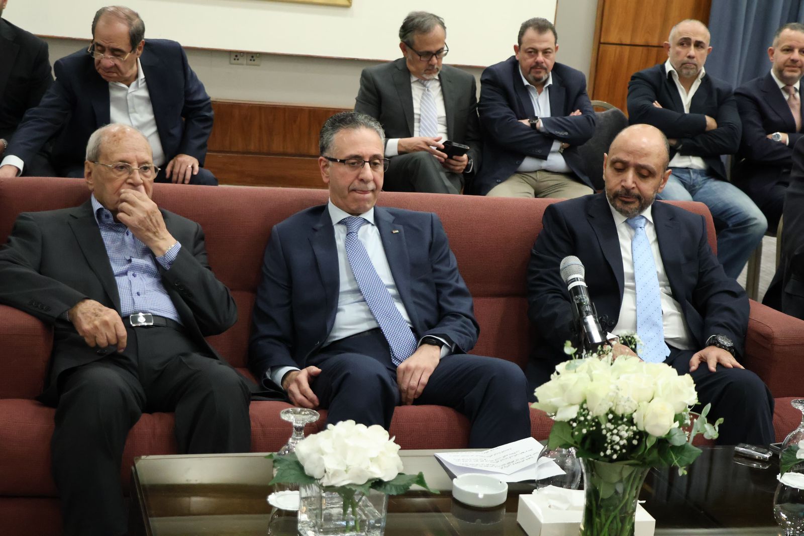 آل يعيش وآل كنعان مصاهرة ونسب .. الوزير القضاة طلب والشيخ الخريشا اعطى