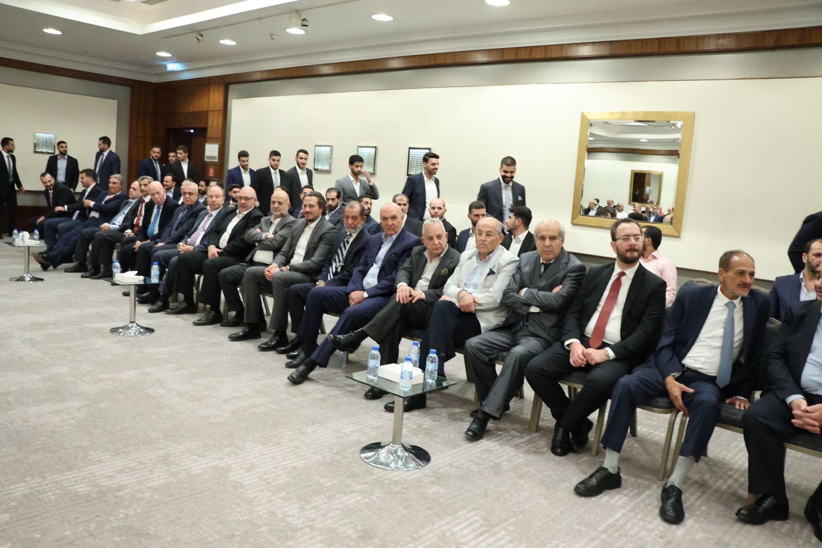 آل يعيش وآل كنعان مصاهرة ونسب .. الوزير القضاة طلب والشيخ الخريشا اعطى