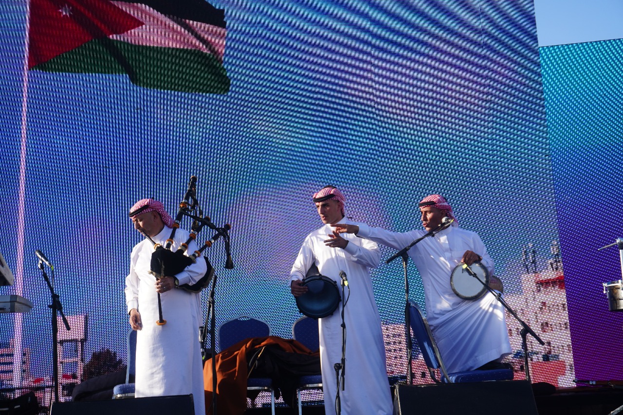 زين تحتفل بعيد الاستقلال الـ79 في حدائق الملك عبدالله الثاني(فيديو وصور)
