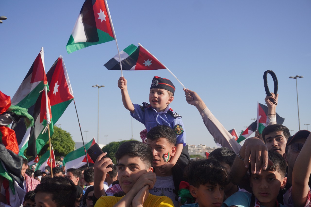 زين تحتفل بعيد الاستقلال الـ79 في حدائق الملك عبدالله الثاني(فيديو وصور)