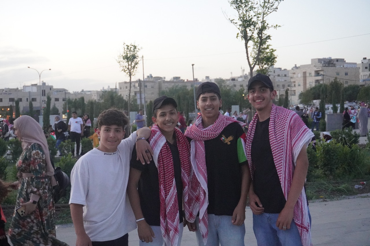 زين تحتفل بعيد الاستقلال الـ79 في حدائق الملك عبدالله الثاني(فيديو وصور)