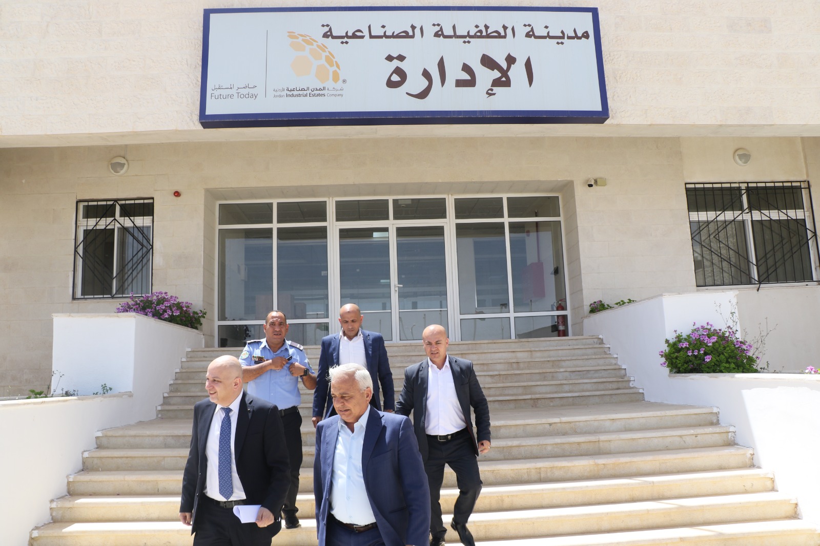 الحكومة تقر حوافز استثمارية جديدة في الطفيلة الصناعية: وزير الاستثمار يزور المدينة بعد جلسة مجلس الوزراء