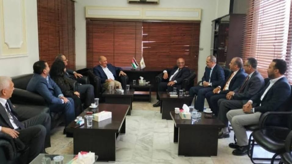 رئيس مجلس إدارة "الفوسفات" يزور نقابة الصحفيين