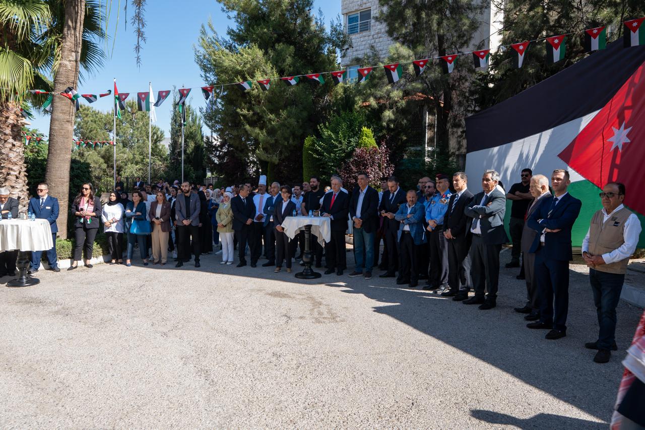 برعاية وزيرة السياحة والآثار: كلية عمّون تحتفل بعيد الاستقلال وتفتتح "مطبخها التراثي" ضمن فعالية ثقافية مميزة