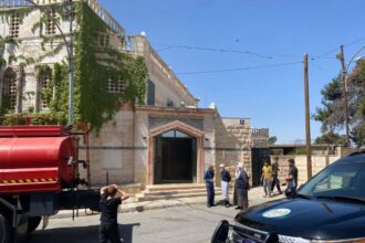 مصرع 4 أشقاء بحريق في سكن إمام مسجد بمنطقة أبو علندا