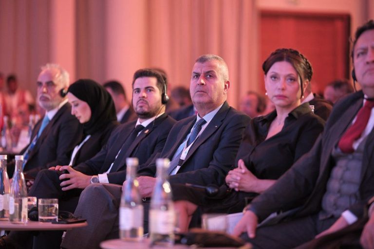 الأردن يعرض تجربته في الطاقة الخضراء بمنتدى مراكش الاقتصادي