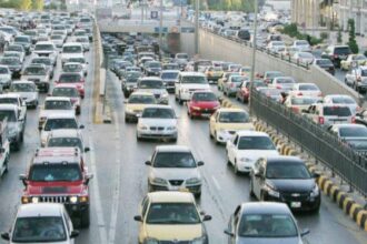 تحسينات مرورية على تقاطع شارع الملك فيصل