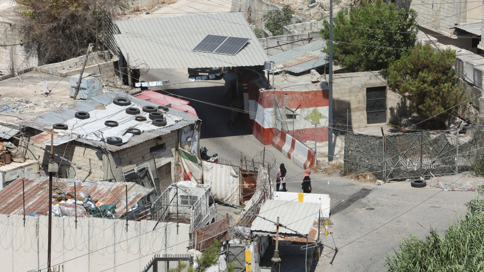 اتفاق على سحب السلاح من المخيمات الفلسطينية في لبنان