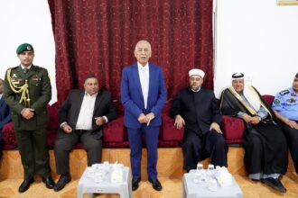 مندوبا عن الملك وولي العهد.. العيسوي يعزي عشائر الزيود وبني خالد والزين