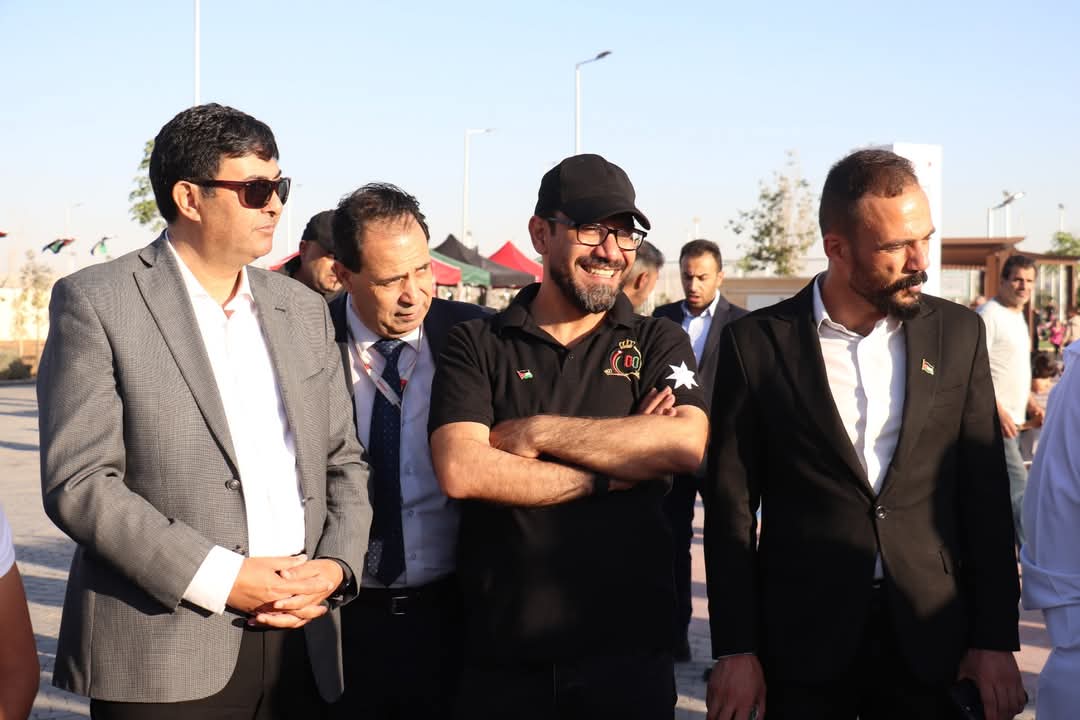 الرصيفة تتزين فرحاً وولاءً للوطن