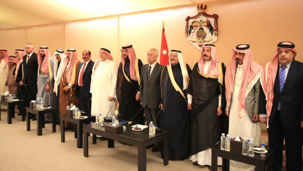 العيسوي خلال لقائه شيوخ ووجهاء وشباب ونساء: الأردن مسيرة ثابتة تصان بحكمة الملك ووعي شعبه