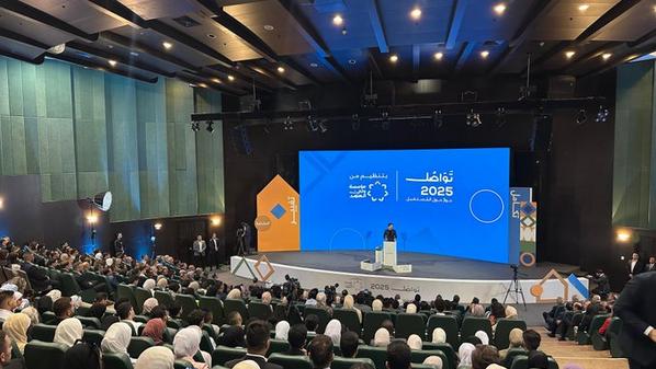 ولي العهد يدعو من منتدى تواصل إلى إيجاد حلول لندرة المياه والبطالة والحفاظ على الإرث