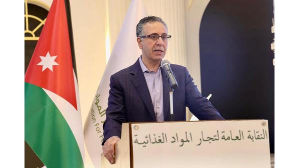 وزير الصناعة: تجار المواد الغذائية شركاء في تحقيق الأمن الغذائي واستقرار السوق