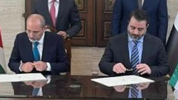 الصفدي يوقع مذكرة لإنشاء وتفعيل مجلس التنسيق الأعلى بين الأردن وسوريا