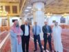 السفير الجزائري يطلع على تجربة جامع العرب