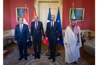 الوزارية العربية تبحث في باريس سبل إنهاء الحرب على غزة والتحضير لمؤتمر "حل الدولتين"