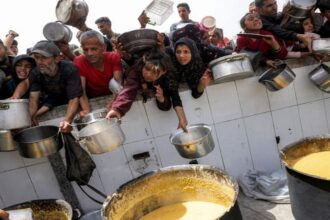 منظمة "المطبخ العالمي" توقف مساعداتها في غزة