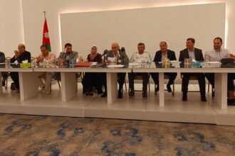الاعلان عن فوز قائمة مهنتي برئاسة نقيب الصيادلة زيد الكيلاني بالتزكية