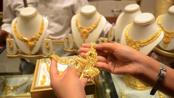 ارتفاع أسعار الذهب بالتسعيرة المسائية