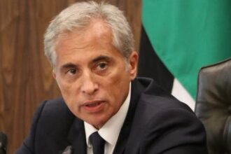حسان يهنئ حسين الشيخ باختياره نائبا لرئيس دولة فلسطين