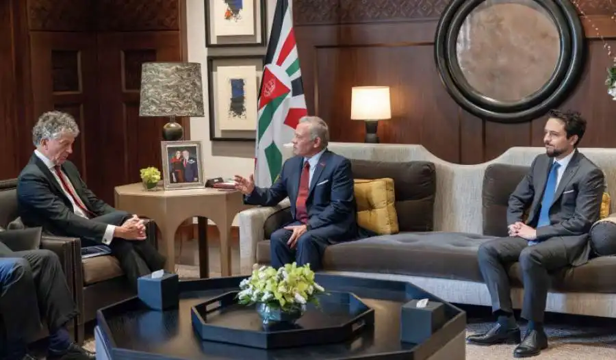 الملك يستقبل مستشار الأمن القومي البريطاني