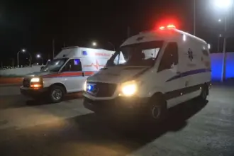القوات المسلحة الأردنية تُجلي طفلين مريضين من غزة