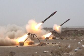 صاروخ حوثي يستهدف مطار بن غوريون وصفارات الإنذار تدوي في إسرائيل