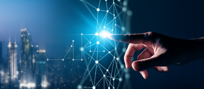 وزير الإدارة المحلية يؤكد ضرورة التحول الرقمي في البلديات