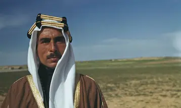 الملك طلال بن عبدالله.. مُهندس الدستور وباني الدولة الدستورية