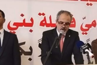 بالفيديو.. المحامي الزعبي يلتقي الهيئة العامة في مضارب حمر النواظر ويشدد على أهمية الحوار المباشر