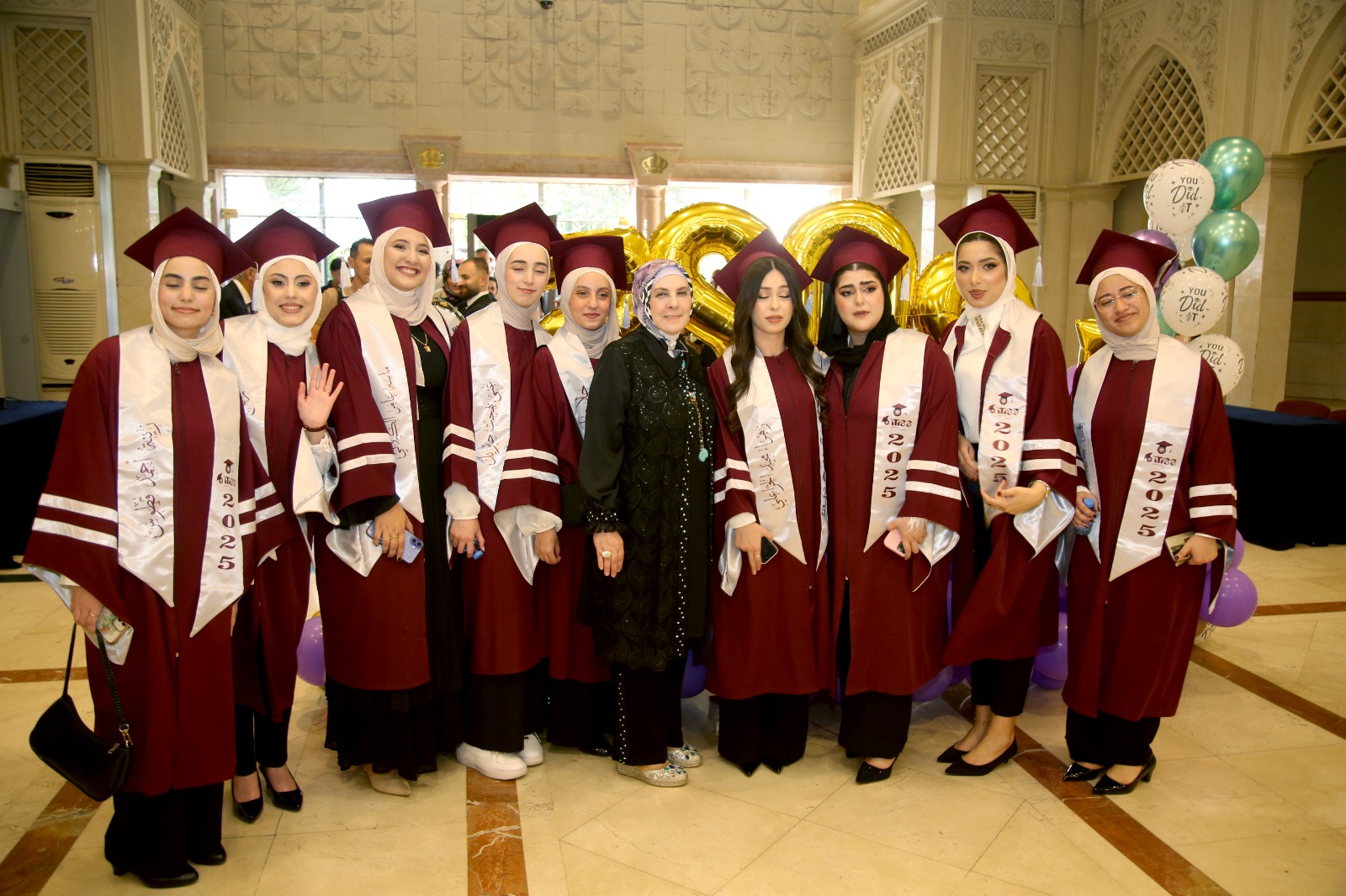 بالصور... مدارس النظم الحديثة تحتفل بتخريج الفوج العشرين: مسيرة تميّز تتواصل”