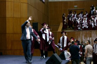 بالصور... مدارس النظم الحديثة تحتفل بتخريج الفوج العشرين: مسيرة تميّز تتواصل”