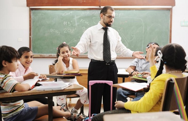 فرصة للأردنيين.. وزارة التربية الكويتية تطلب معلمين ومعلمات