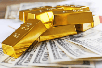 الذهب يرتفع بدعم من تراجع الدولار وضعف عوائد السندات الأميركية