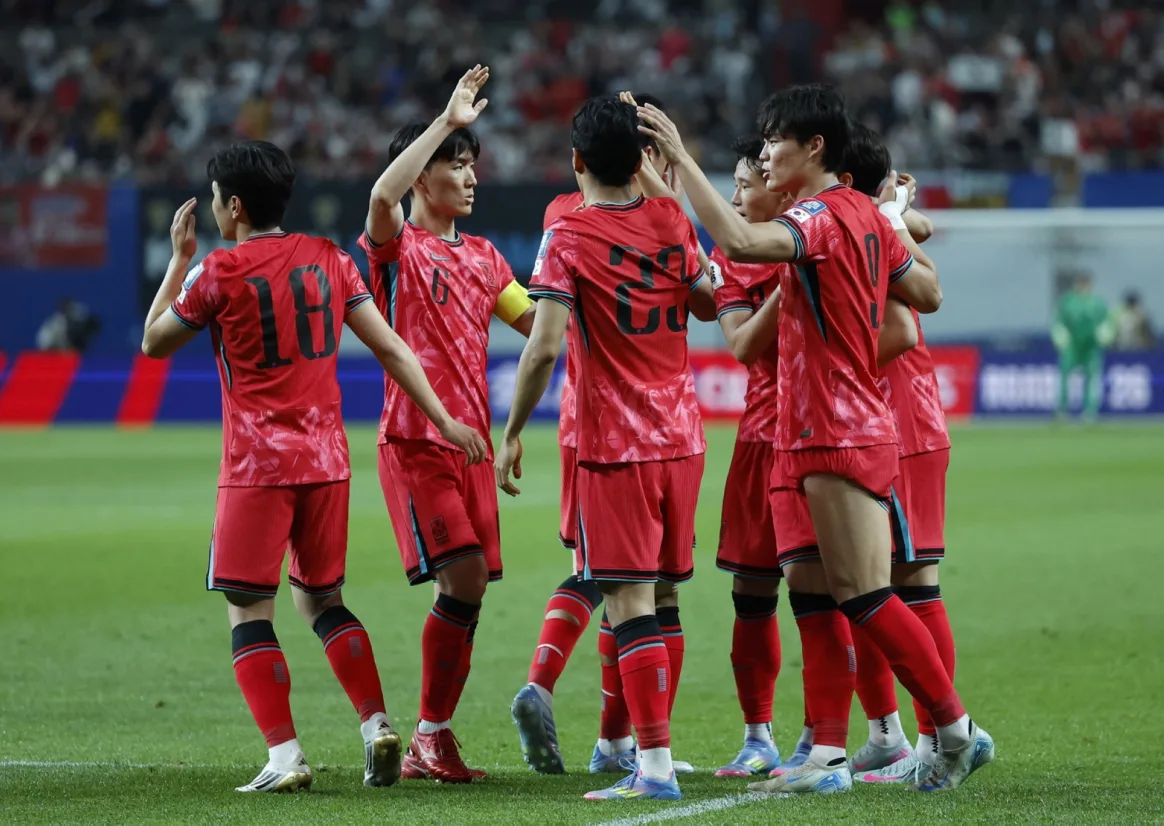 كوريا الجنوبية تنهي مشوارها بتصفيات كأس العالم بالفوز على الكويت