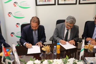 مذكرة تفاهم لدمج الأشخاص ذوي الإعاقة في بيئة مجمع الحسين للأعمال
