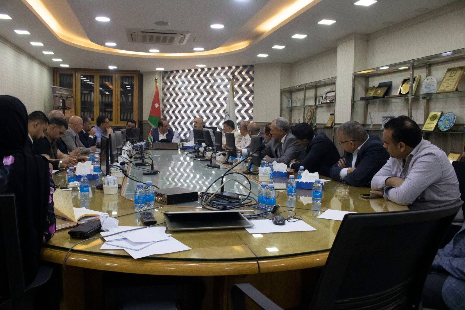 مجلس نقابة المقاولين يلتقي أعضاء جمعية المستثمرين في قطاع الإسكان