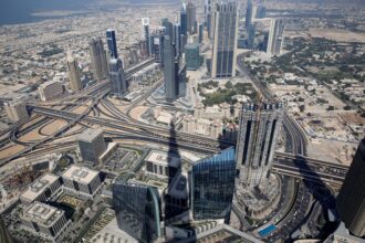 25 مليون درهم غرامة في قضية تأشيرات مزورة بدبي