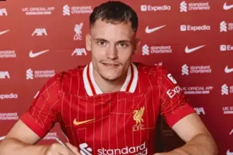 ليفربول يعلن تعاقده مع فيرتز