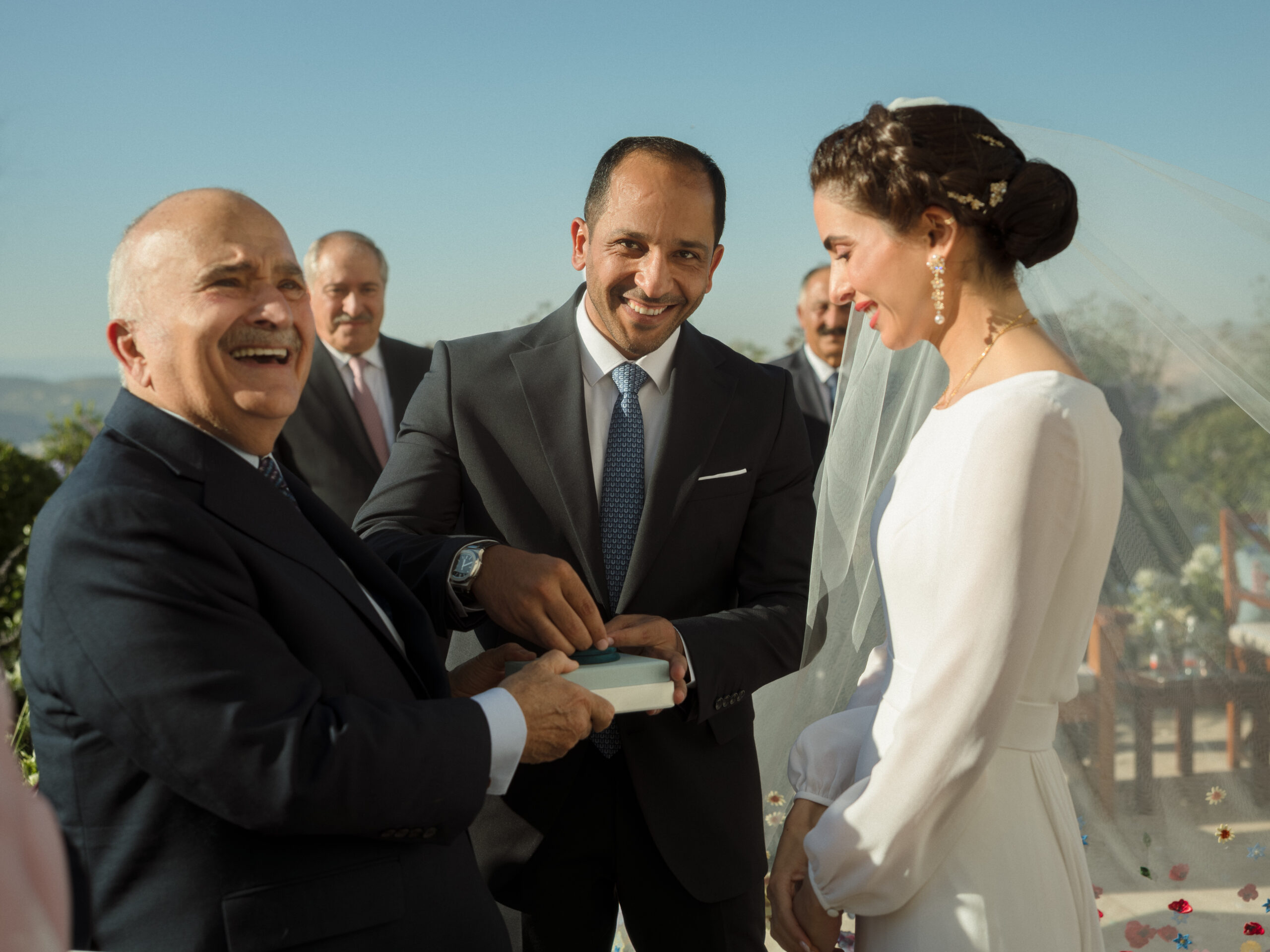 عقد قران الآنسة زين الشرف ناصر جوده على الدكتور الشرايعة