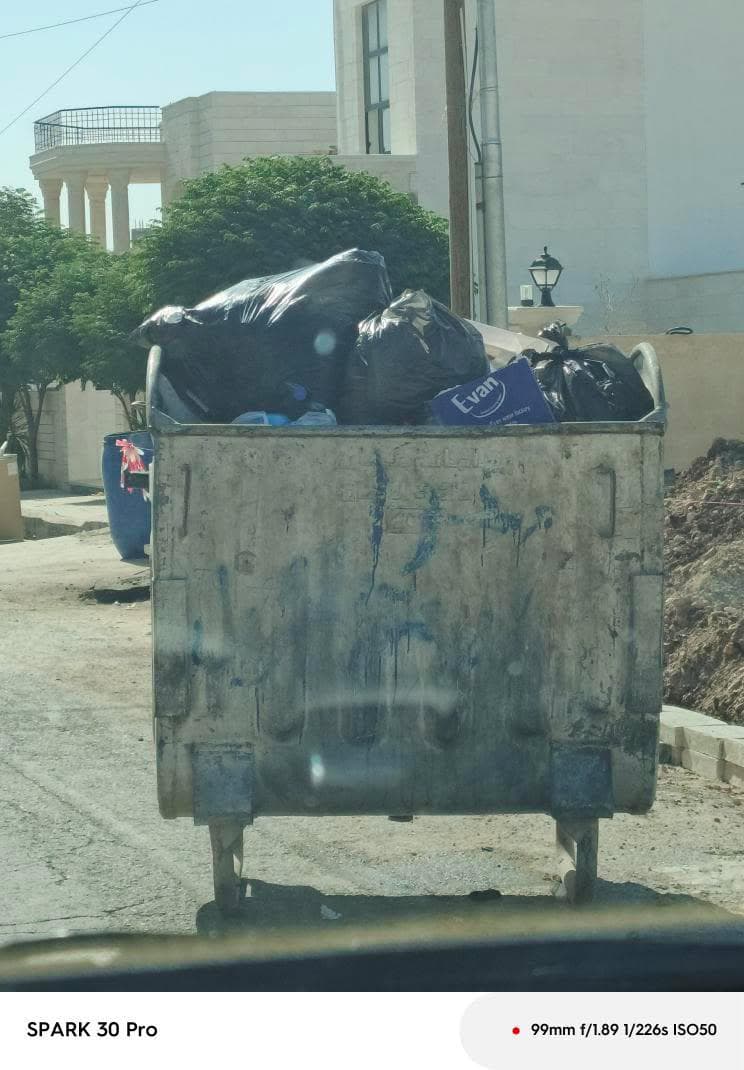 عاجل | بالفيديو والصور .. تراكم النفايات في المقابلين .. هل تعاني "ضاغطات" الأمانة من مشاكل ؟