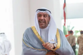 تأجيل محاكمة وزير دفاع الكويت وحفظ بلاغ ضده