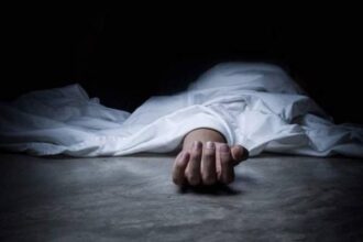 شاب وشقيقته يقتلان والدتهما المريضة ضربًا في مصر
