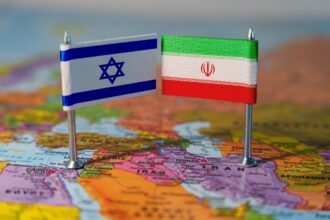 إيران تنفي إرسال رسائل لإسرائيل عبر قبرص