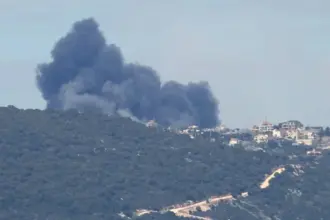 الجيش الإسرائيلي يعلن مقتل قياديين من حزب الله جنوب لبنان