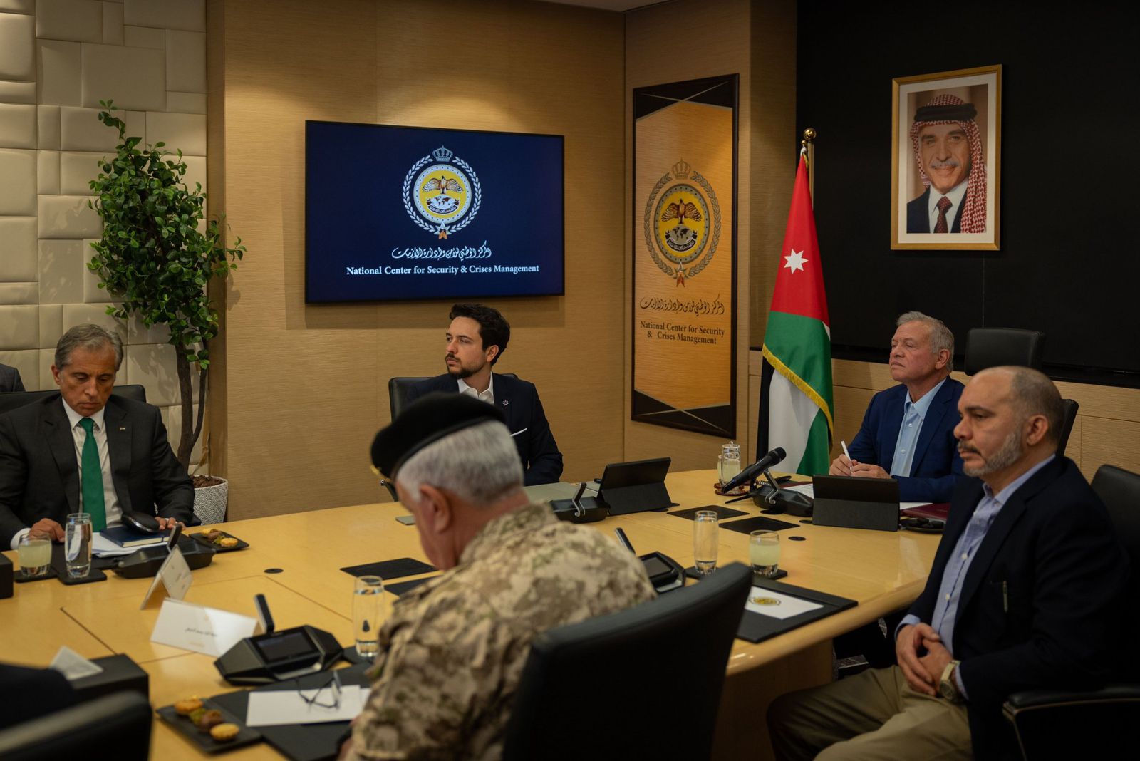 عاجل | الملك يتراس اجتماعًا هامًا في المركز الوطني لإدارة الأزمات