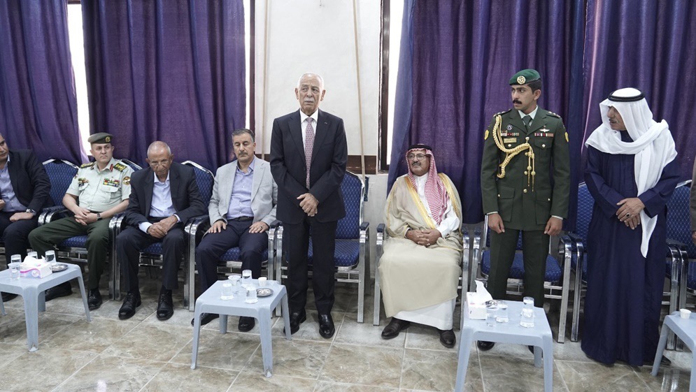 مندوبا عن الملك وولي العهد...العيسوي يعزي عشيرة النجادا